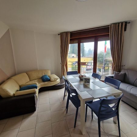 גרדונה ריביירה B&B Al Vittoriale Da Maja מראה חיצוני תמונה