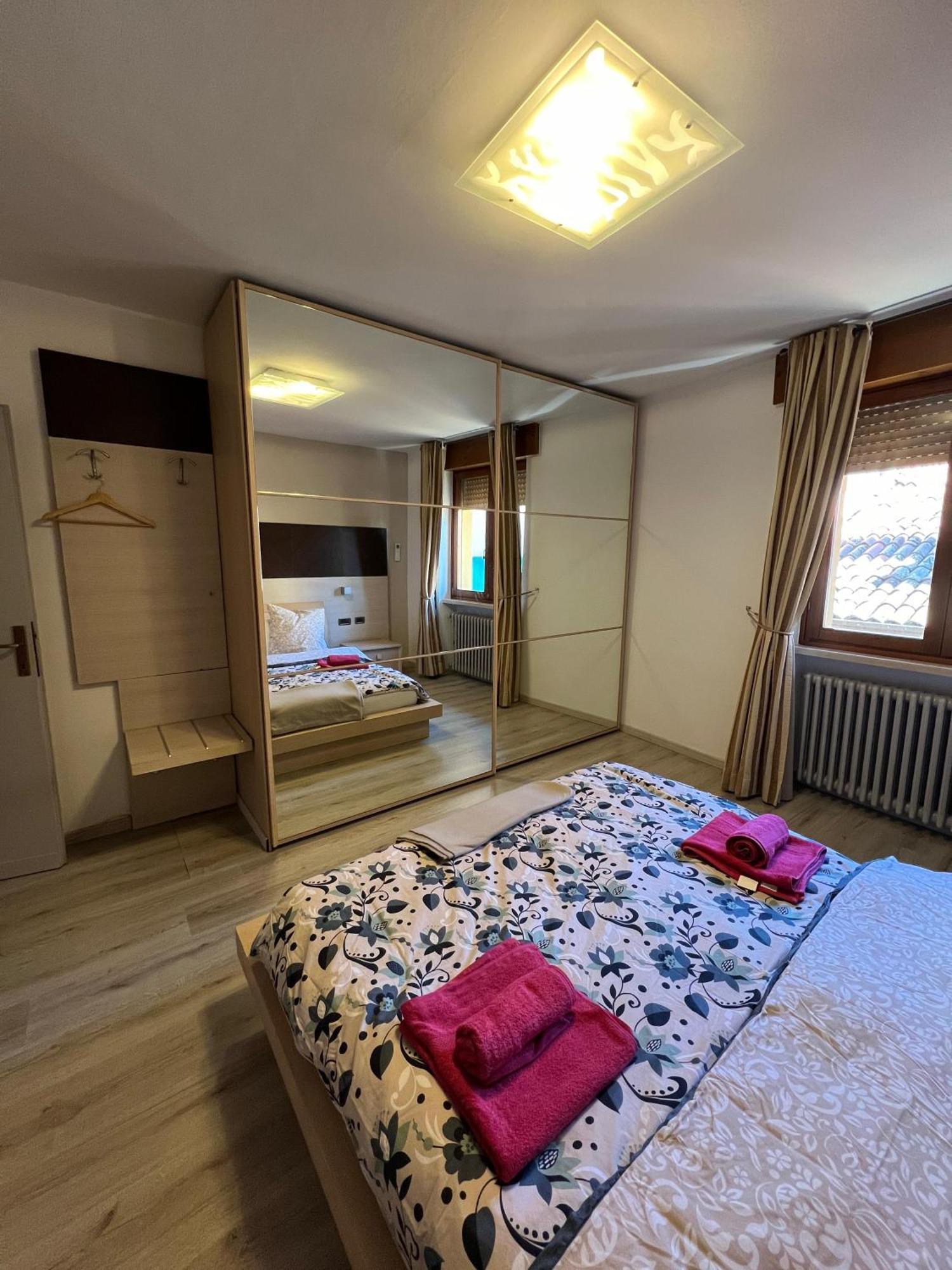 גרדונה ריביירה B&B Al Vittoriale Da Maja מראה חיצוני תמונה