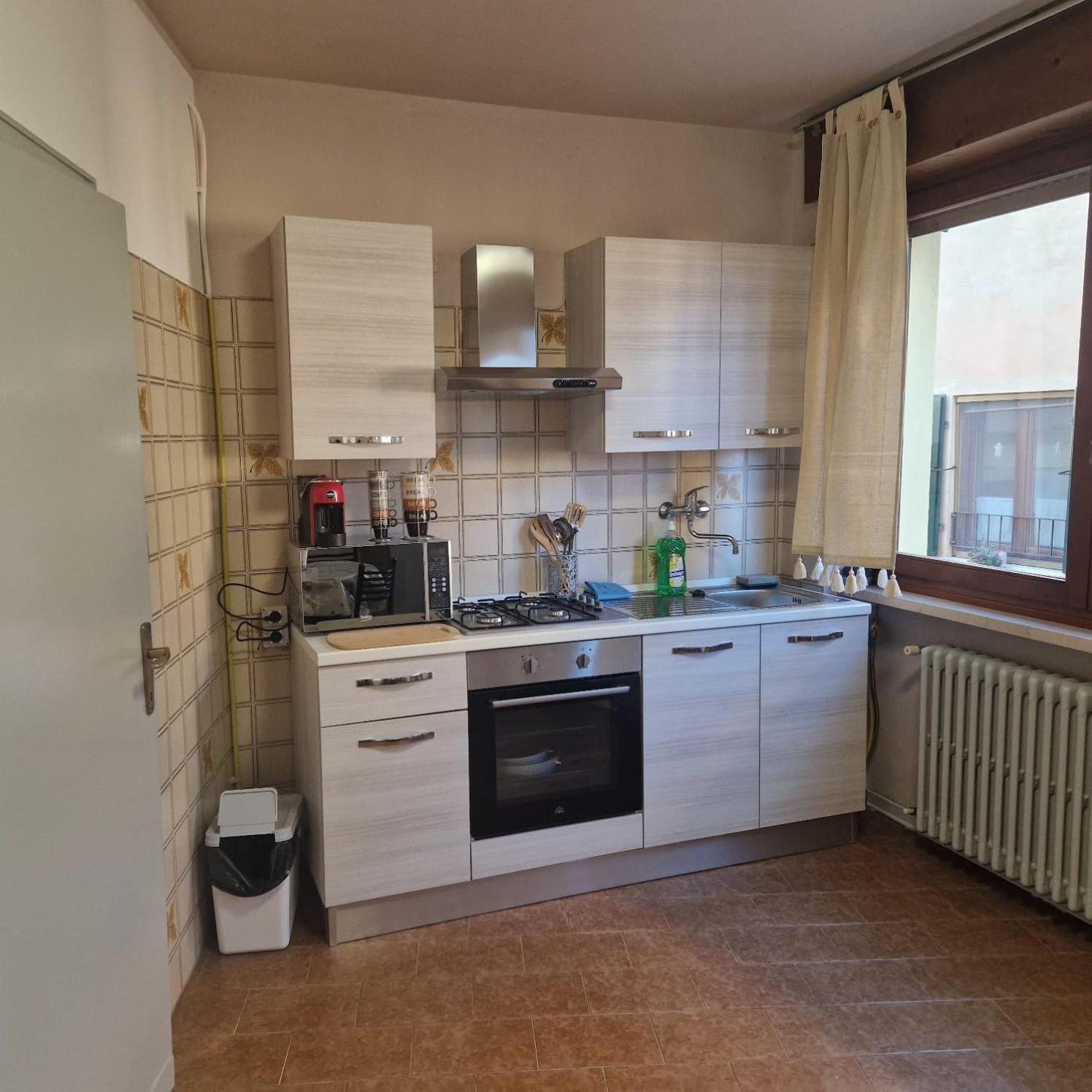 גרדונה ריביירה B&B Al Vittoriale Da Maja מראה חיצוני תמונה