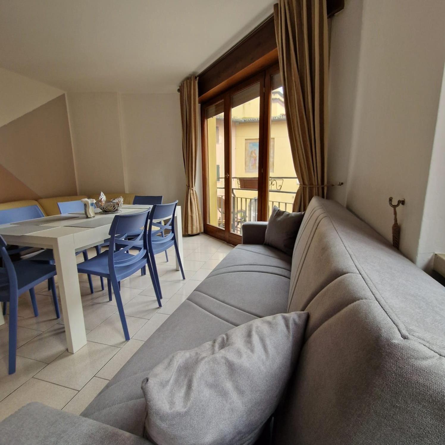 גרדונה ריביירה B&B Al Vittoriale Da Maja מראה חיצוני תמונה