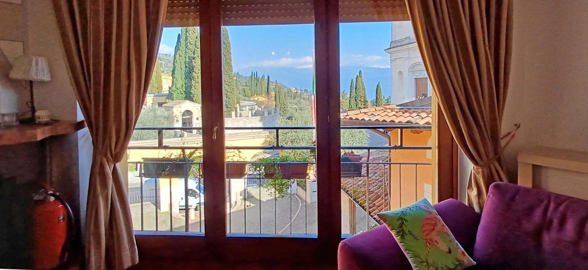 גרדונה ריביירה B&B Al Vittoriale Da Maja מראה חיצוני תמונה